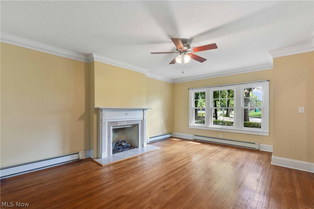 3140 Woodbury Road Cleveland, OH 44120 - Photo 4 of 35