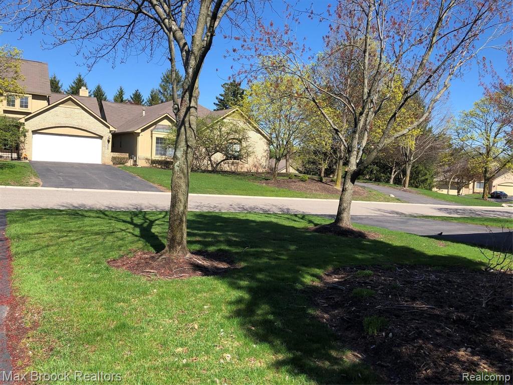 6455 Noble Road West Bloomfield, MI 48322 - Photo 44 of 44