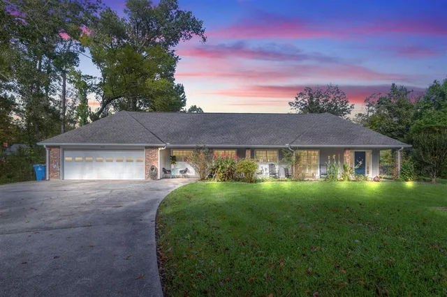 $310,000 | 945 Tanglewood Drive, Lake Charles, LA 70611