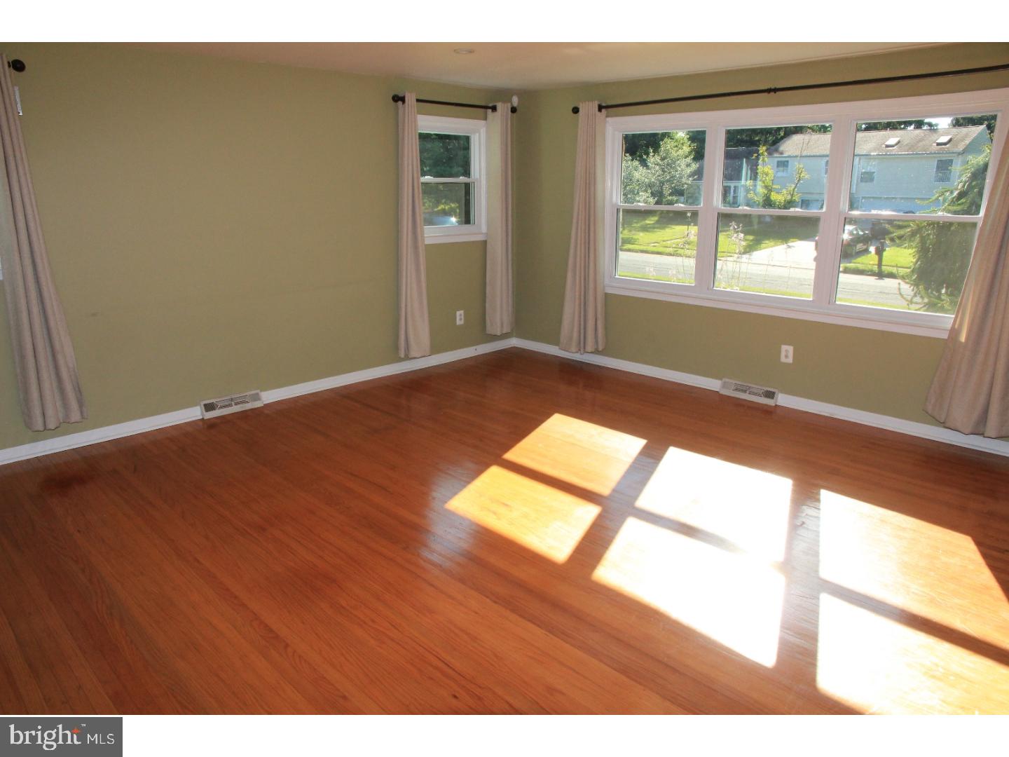 3836 Blake Road Huntingdon Valley, PA 19006 - Photo 5 of 25 Living Room
