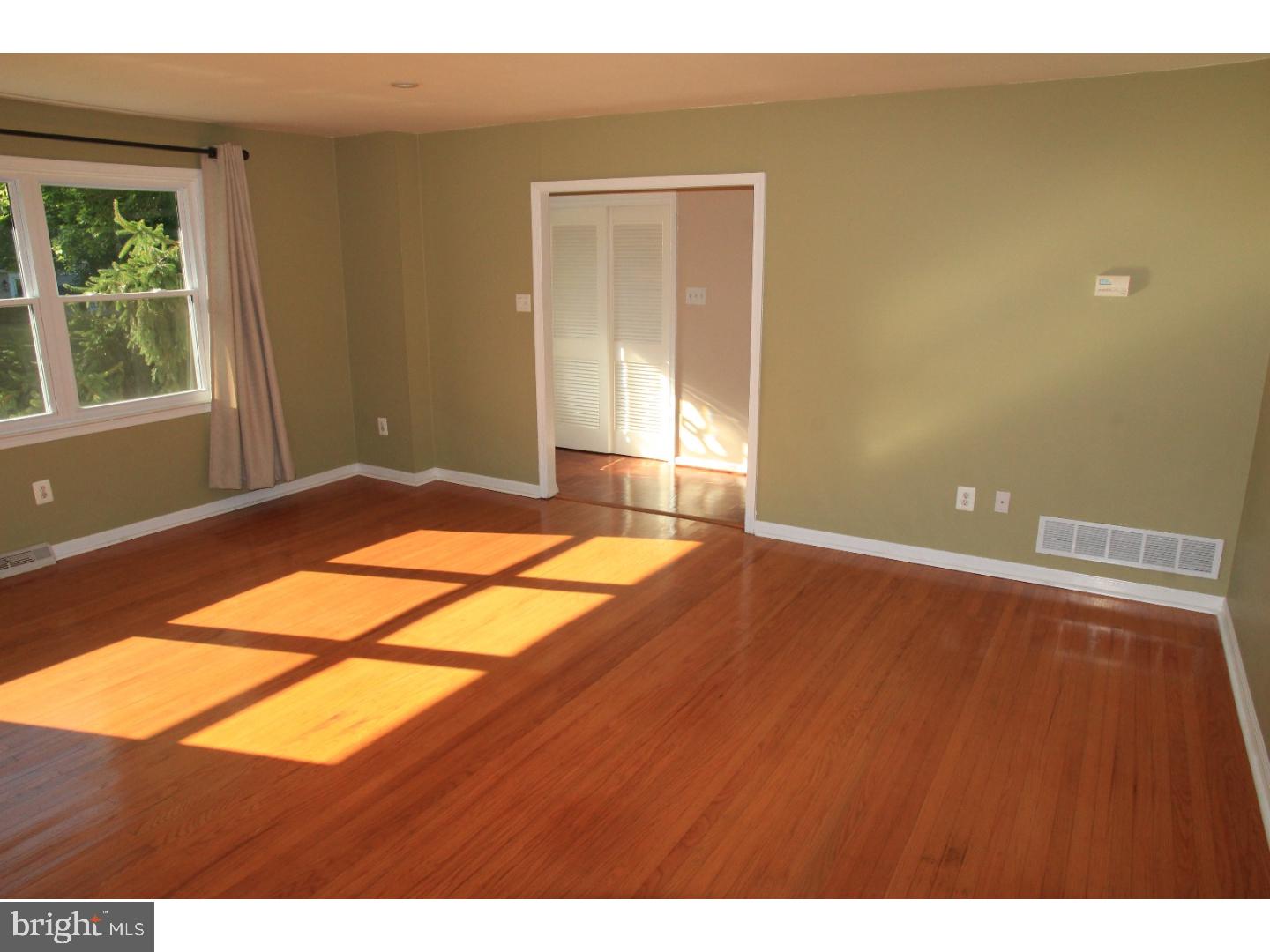 3836 Blake Road Huntingdon Valley, PA 19006 - Photo 6 of 25 Living Room