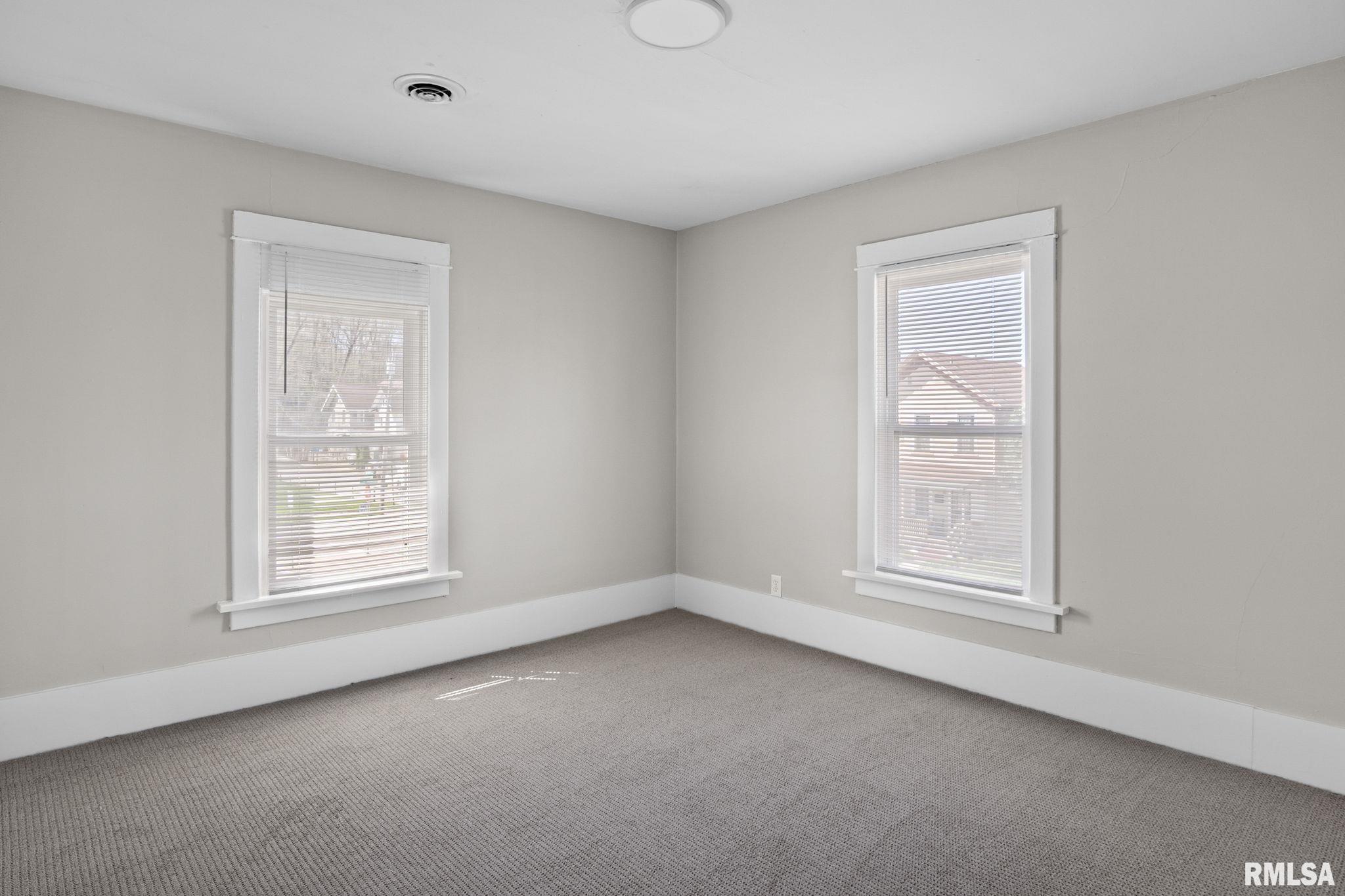 841 24th Street Rock Island, IL 61201 - Photo 15 of 30
