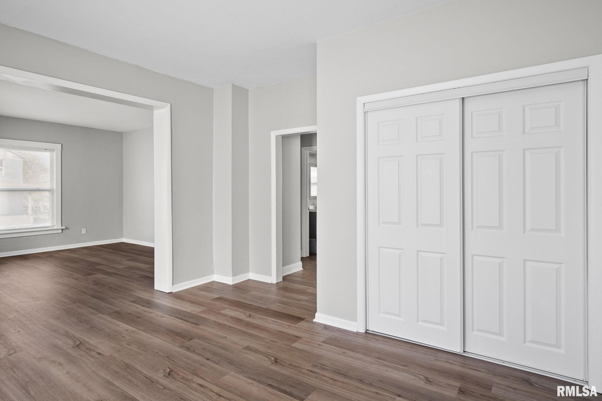 841 24th Street Rock Island, IL 61201 - Photo 4 of 30