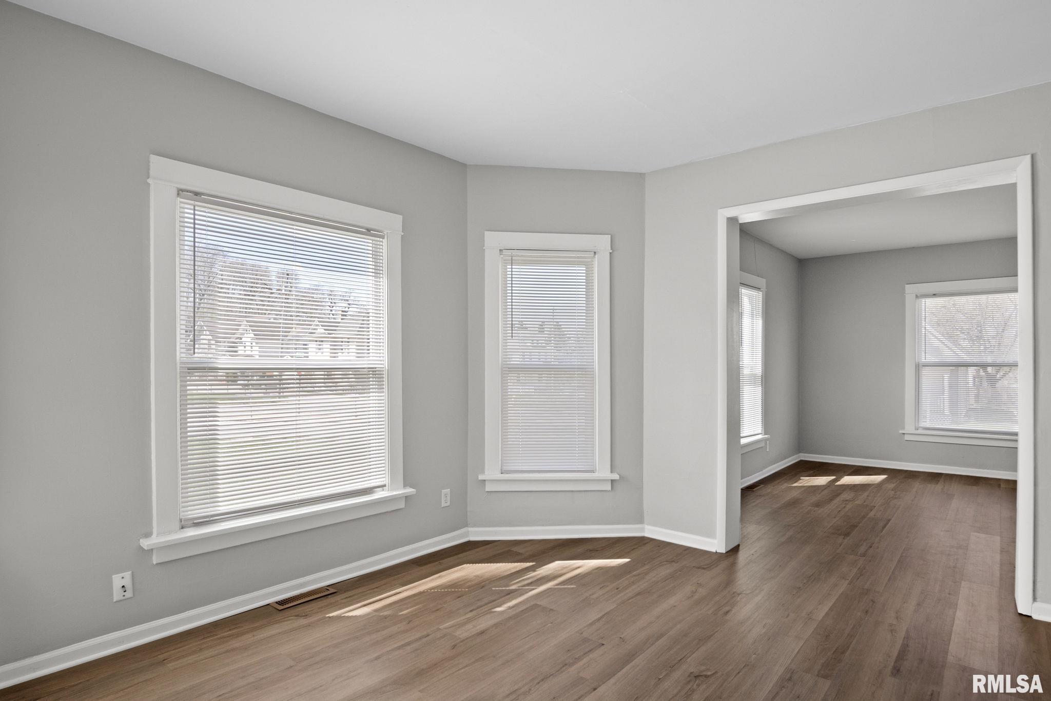 841 24th Street Rock Island, IL 61201 - Photo 8 of 30