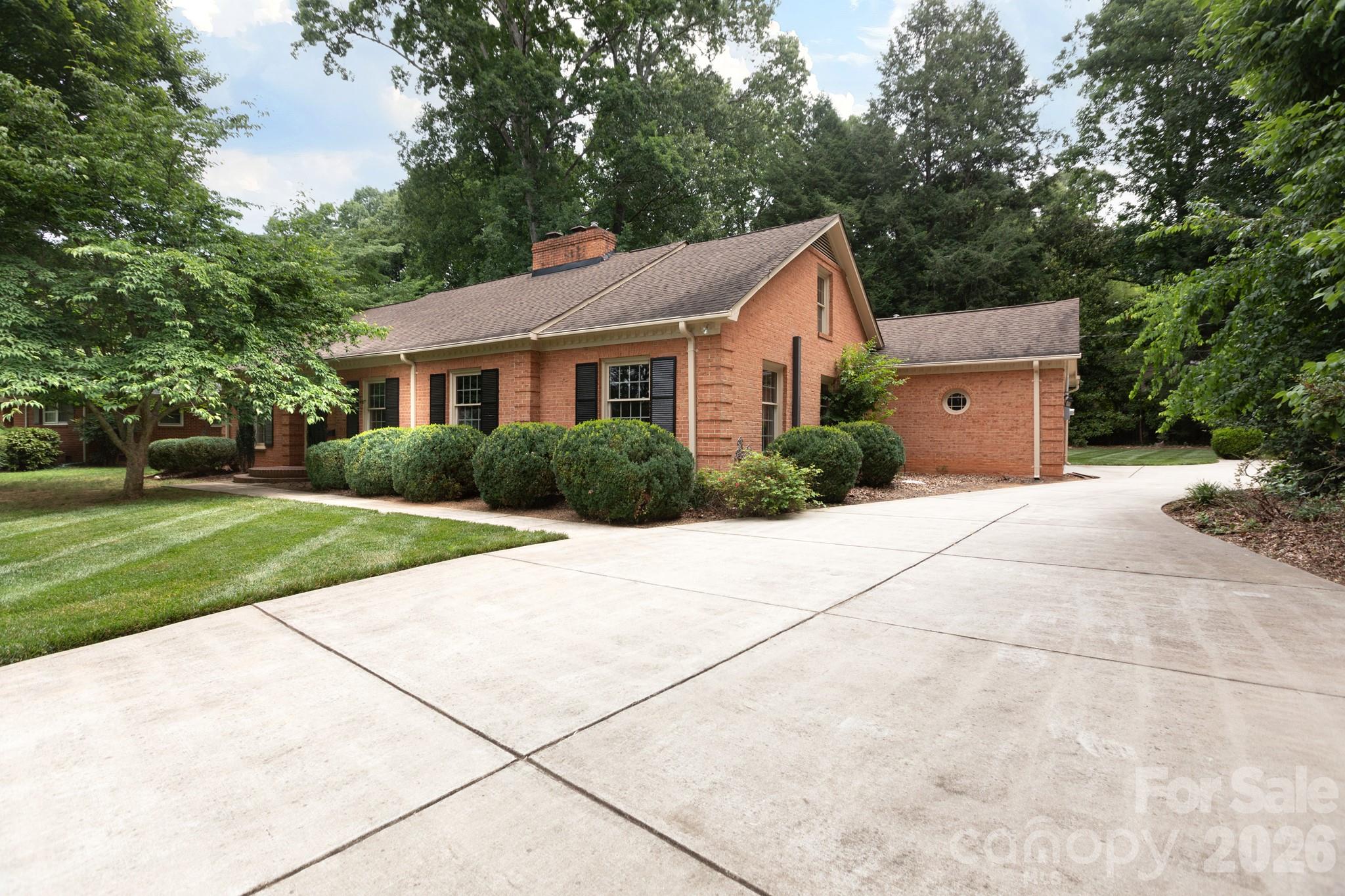 5511 Robinhood Road Charlotte, NC 28211 - Photo 48 of 48 Gallery Image 48