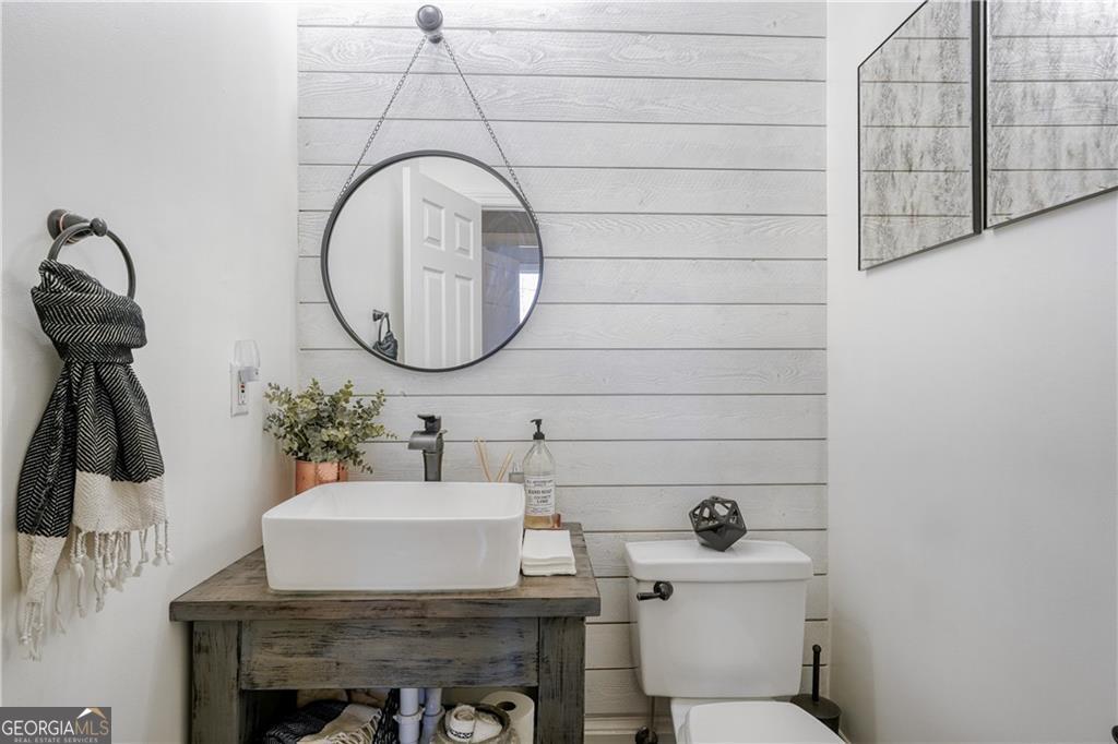 14124 Hopewell Road Alpharetta, GA 30004 - Photo 8 of 33