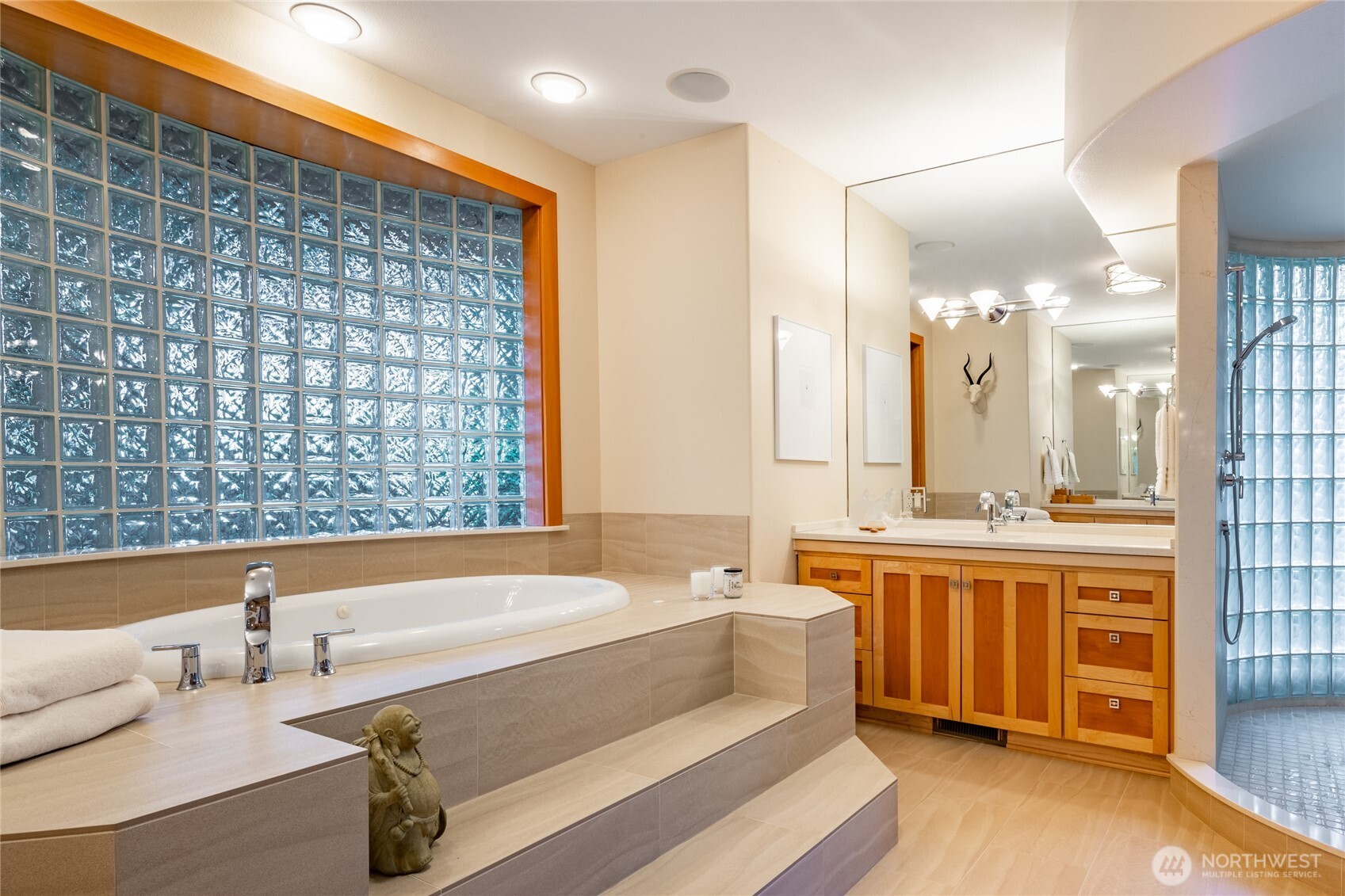 8815 Goshawk Road Blaine, WA 98230 - Photo 28 of 40 Gallery Image 28