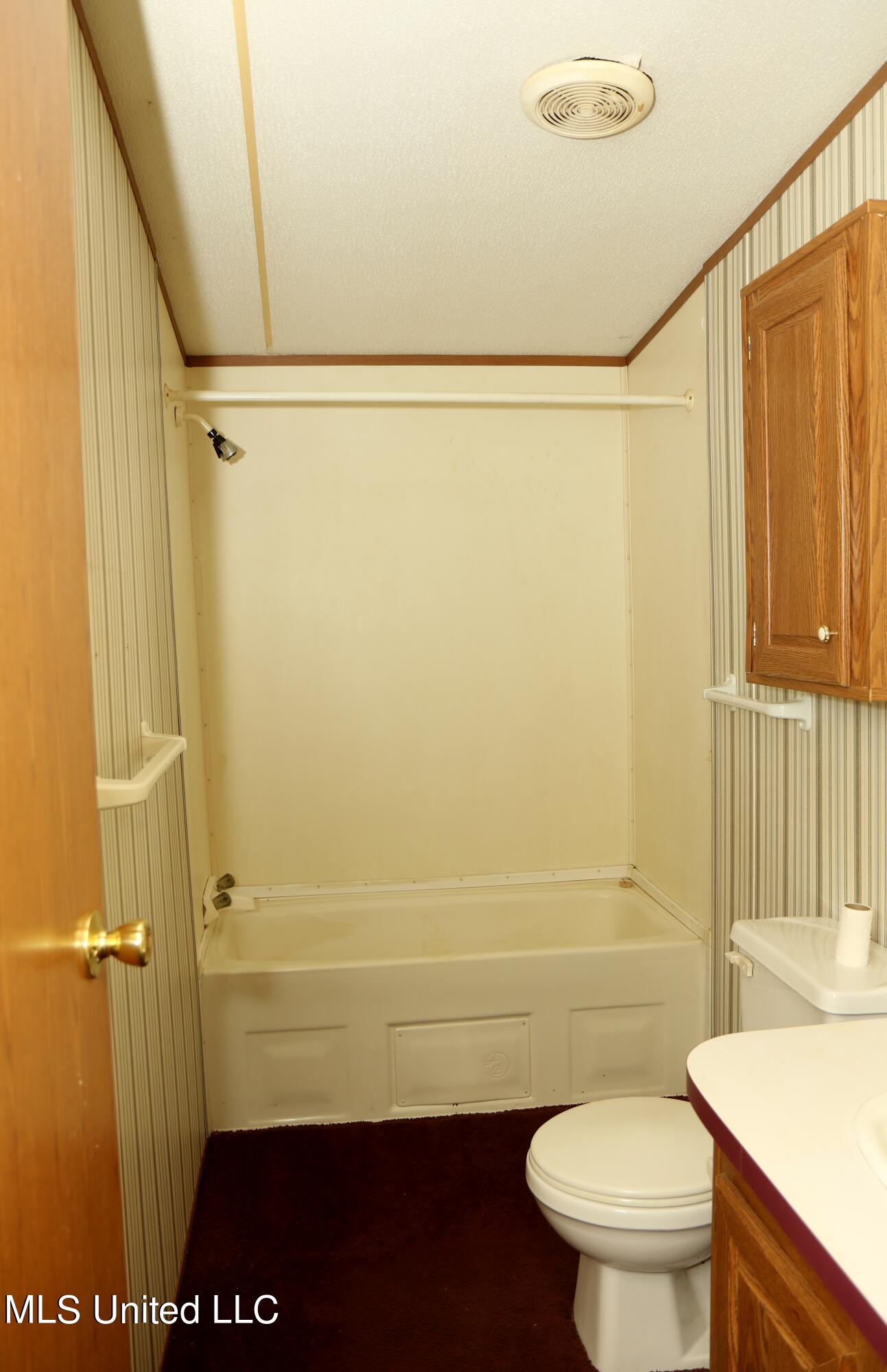 22325 Ellis Hamilton Road Moss Point, MS 39562 - Photo 11 of 33 640A5244