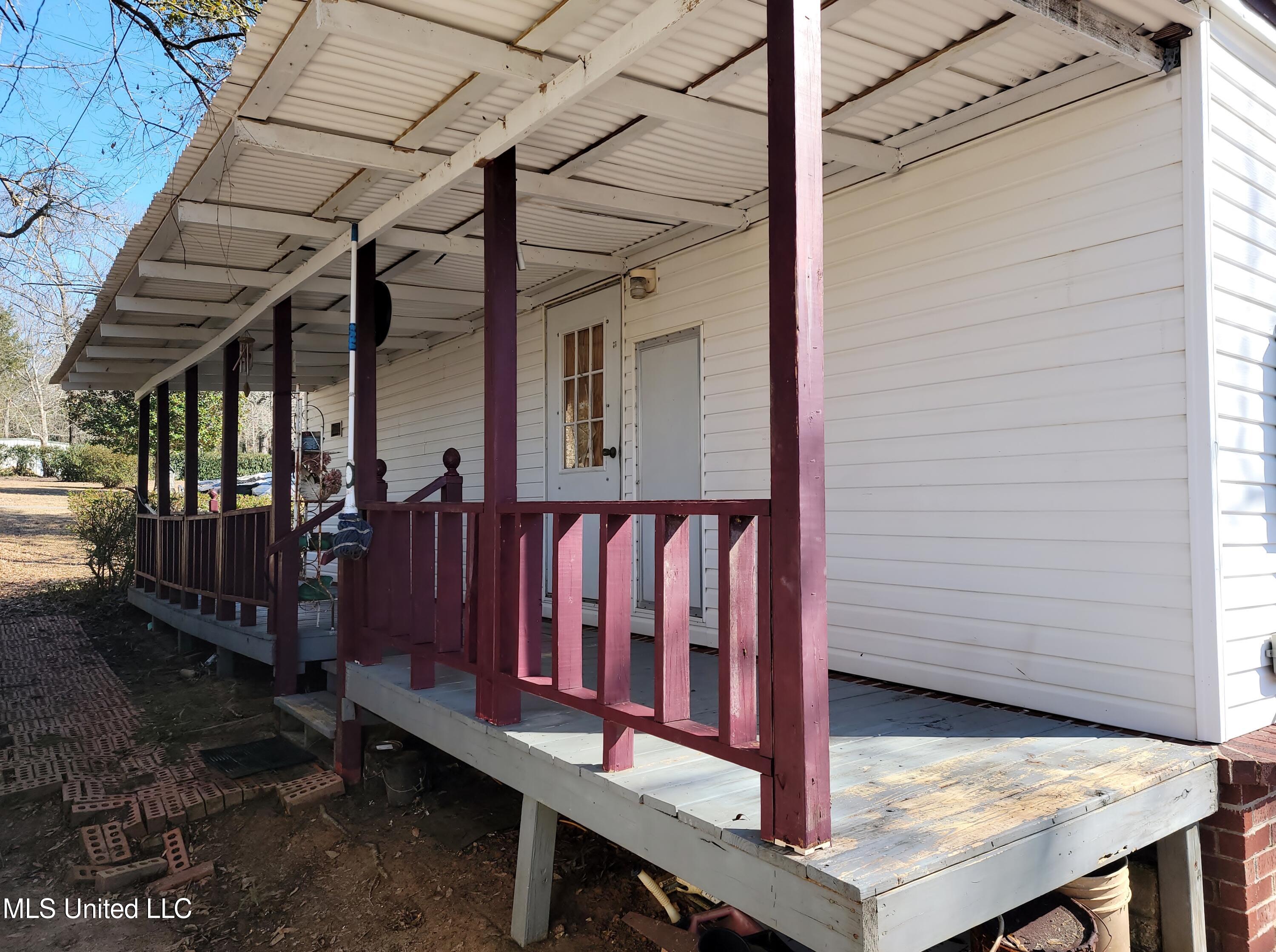 22325 Ellis Hamilton Road Moss Point, MS 39562 - Photo 14 of 33 20220212_141717