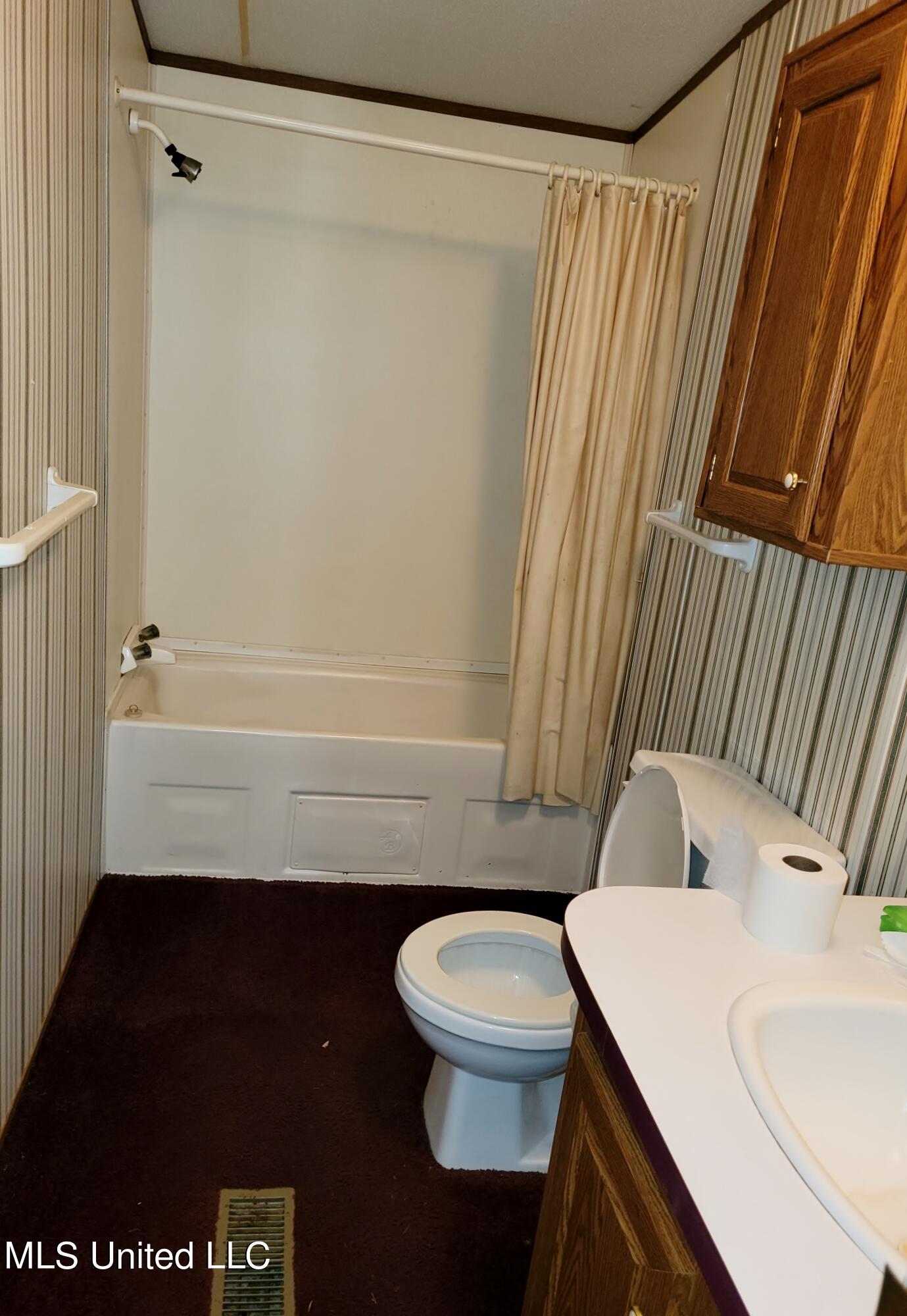 22325 Ellis Hamilton Road Moss Point, MS 39562 - Photo 20 of 33 20220212_142141