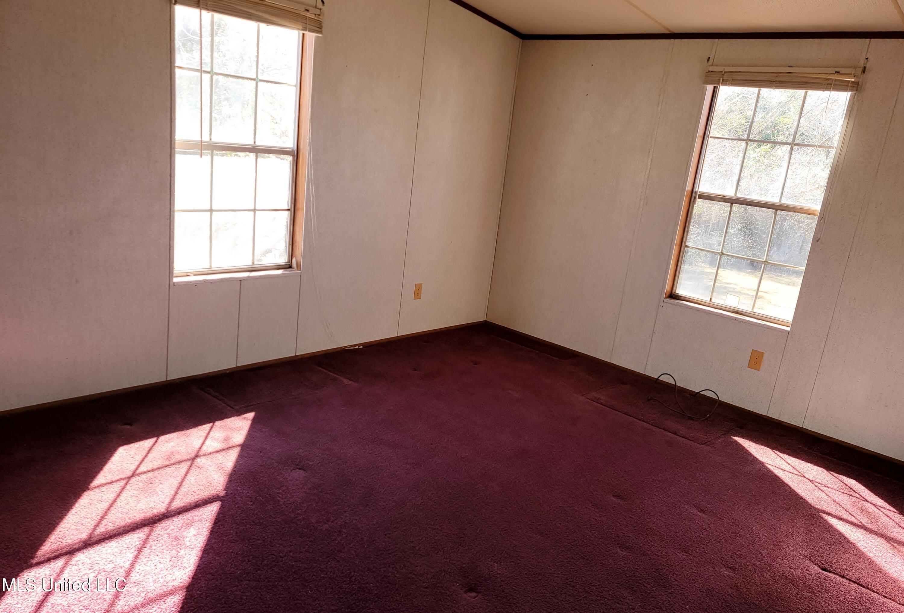 22325 Ellis Hamilton Road Moss Point, MS 39562 - Photo 21 of 33 20220212_142159