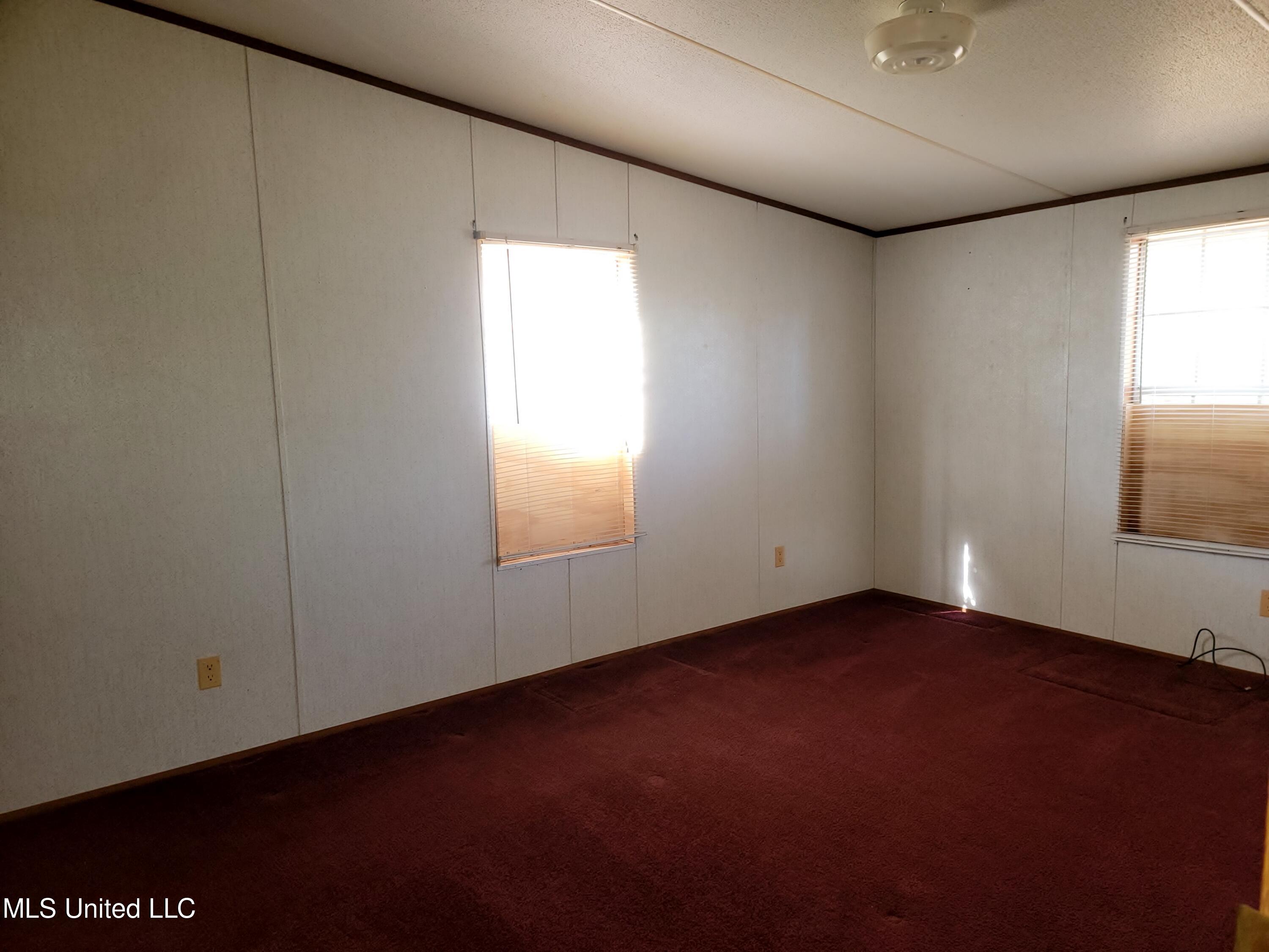 22325 Ellis Hamilton Road Moss Point, MS 39562 - Photo 24 of 33 20220329_092813