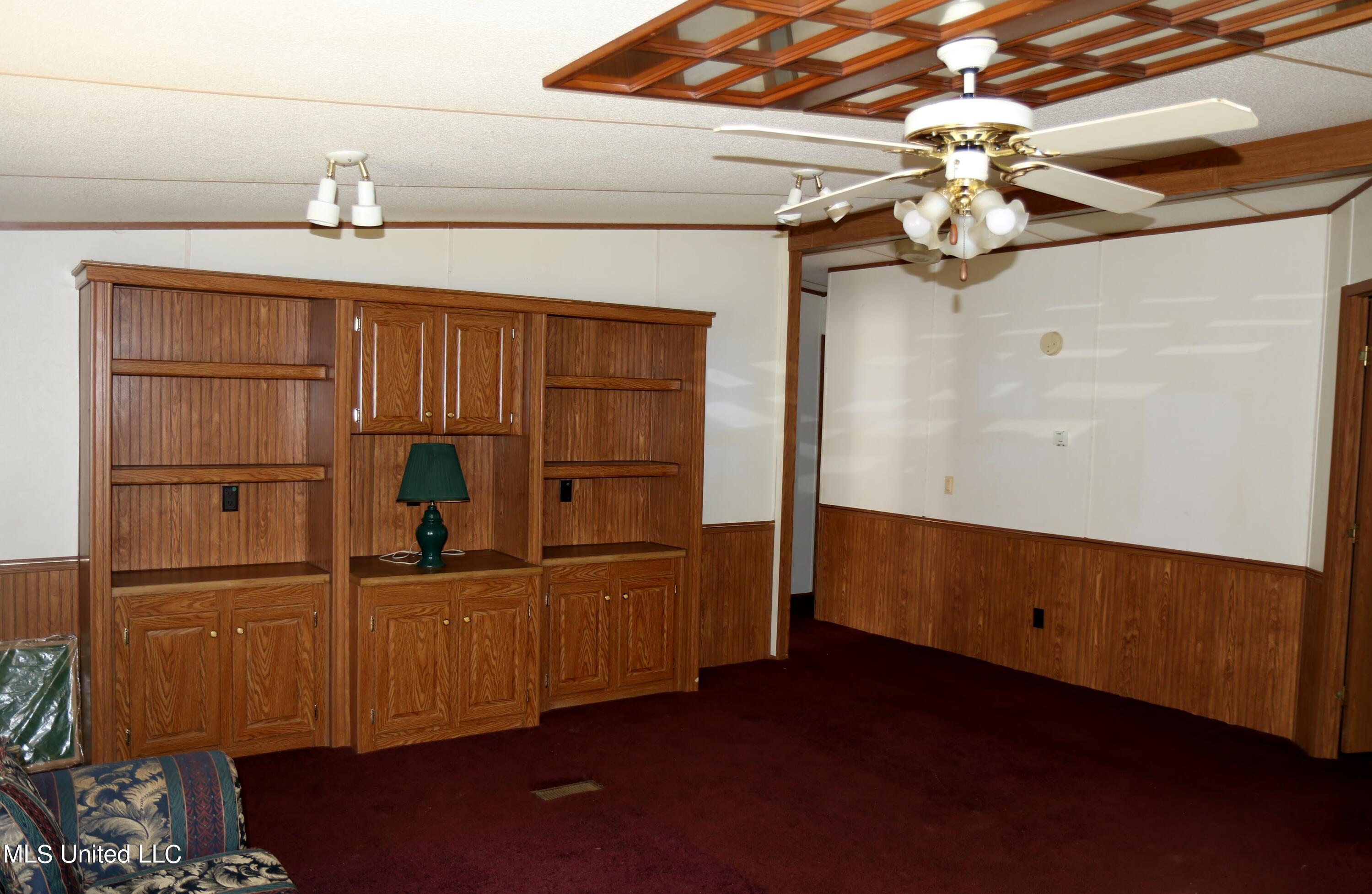 22325 Ellis Hamilton Road Moss Point, MS 39562 - Photo 8 of 33 640A5229