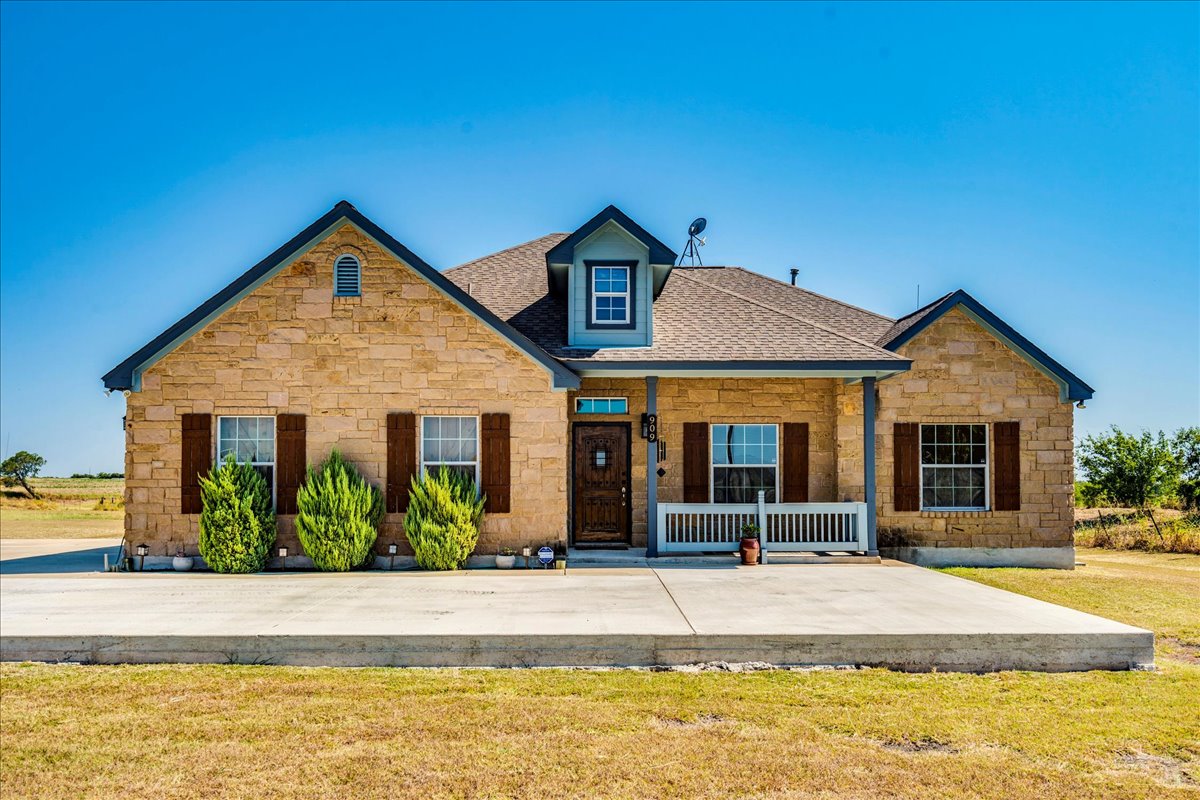 909 County Road 342 Granger, TX 76530 - Photo 1 of 37 View of front of house