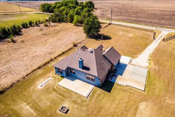 $485,000 | 909 County Road 342, Granger, TX 76530