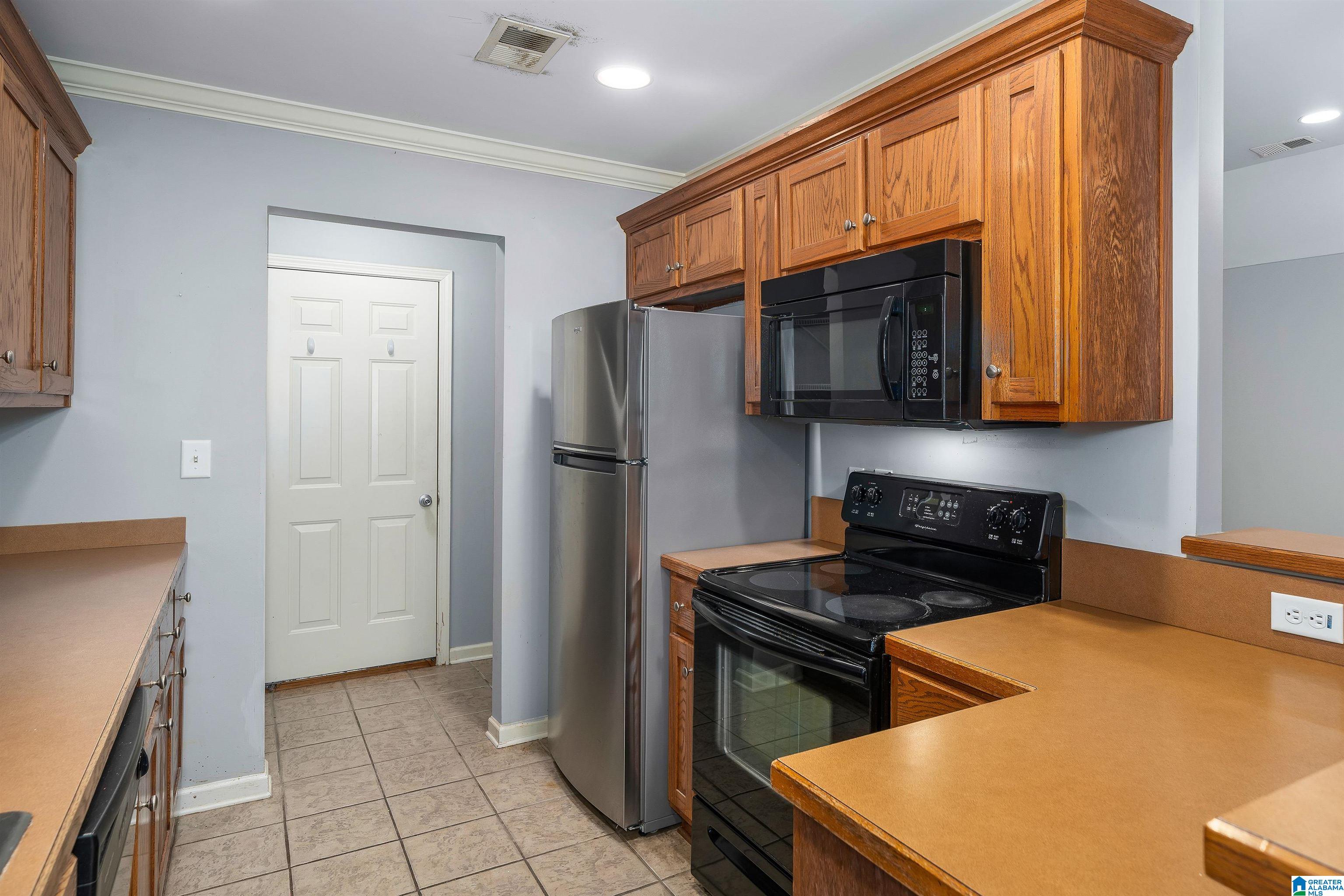 6734 Heaton Manor Pinson, AL 35126 - Photo 12 of 29
