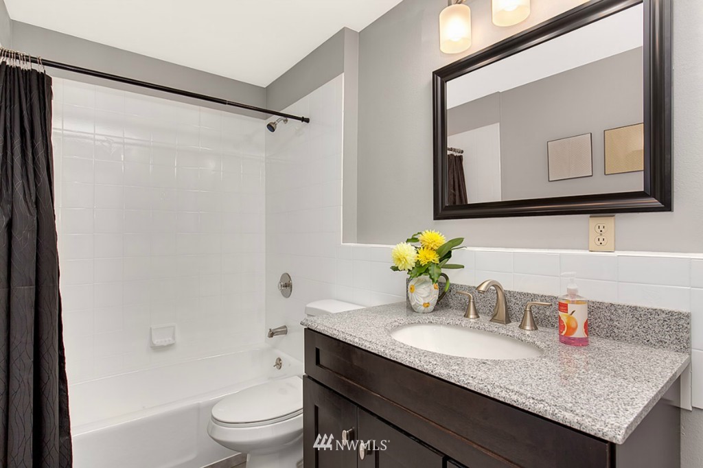 2606 180th Place Southeast Bothell, WA 98012 - Photo 11 of 22 Gallery Image 11