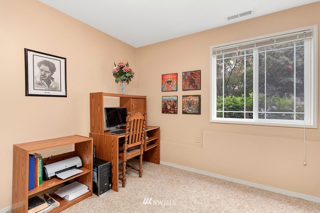 2606 180th Place Southeast Bothell, WA 98012 - Photo 12 of 22 Gallery Image 12