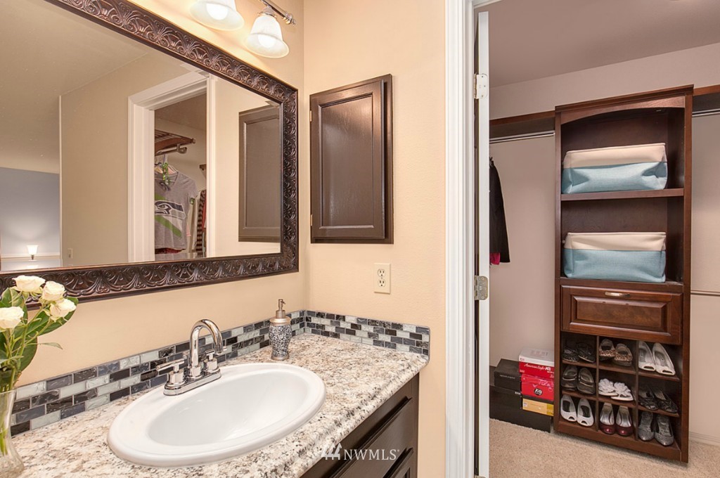 2606 180th Place Southeast Bothell, WA 98012 - Photo 17 of 22 Gallery Image 17