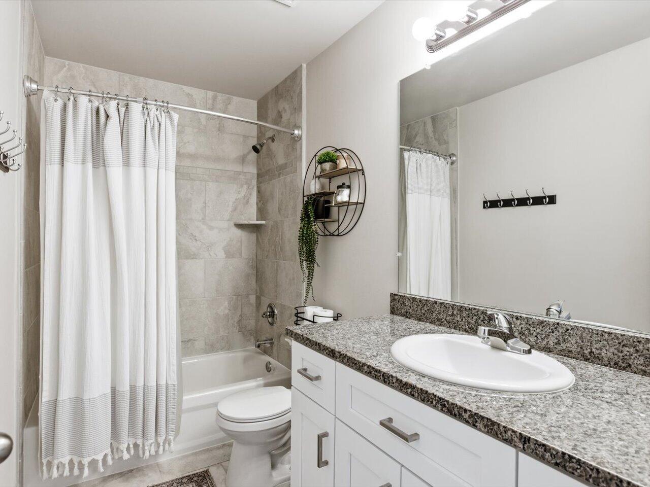 49485 Fairchild Road Macomb, MI 48042 - Photo 41 of 50 43-49485 Fairchild Rd (42)