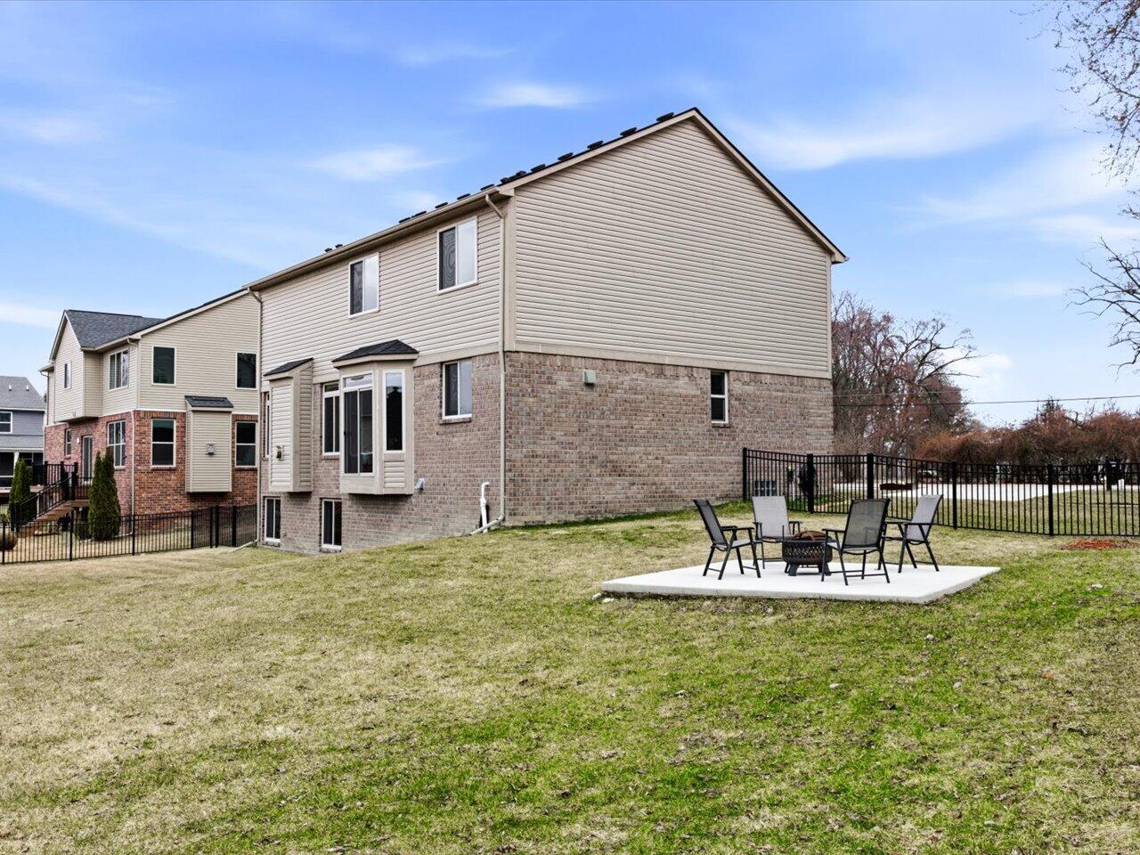 49485 Fairchild Road Macomb, MI 48042 - Photo 50 of 50 52-49485 Fairchild Rd (51)