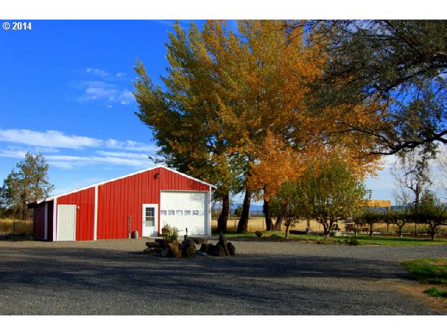 5620 Southwest Reif Road Powell Butte, OR 97753 - Photo 5 of 10 Gallery Image 5