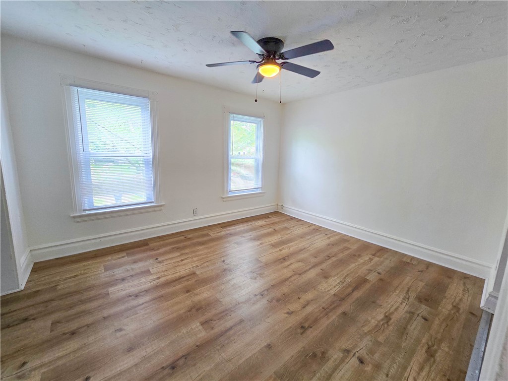 211 Parsells Avenue Rochester, NY 14609 - Photo 9 of 16