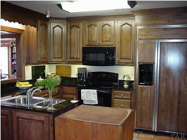 4450 Garcon Point Road Milton, FL 32583 - Photo 9 of 23 Gallery Image 9