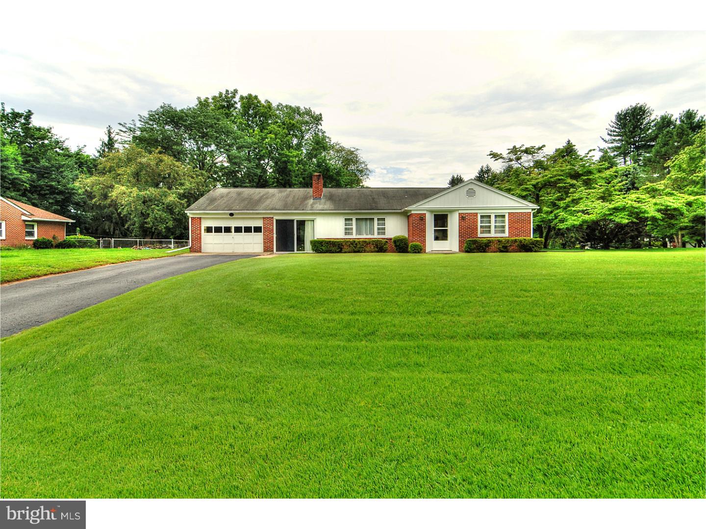 844 Wells Road Phoenixville, PA 19460 - Photo 3 of 18 Gallery Image 3