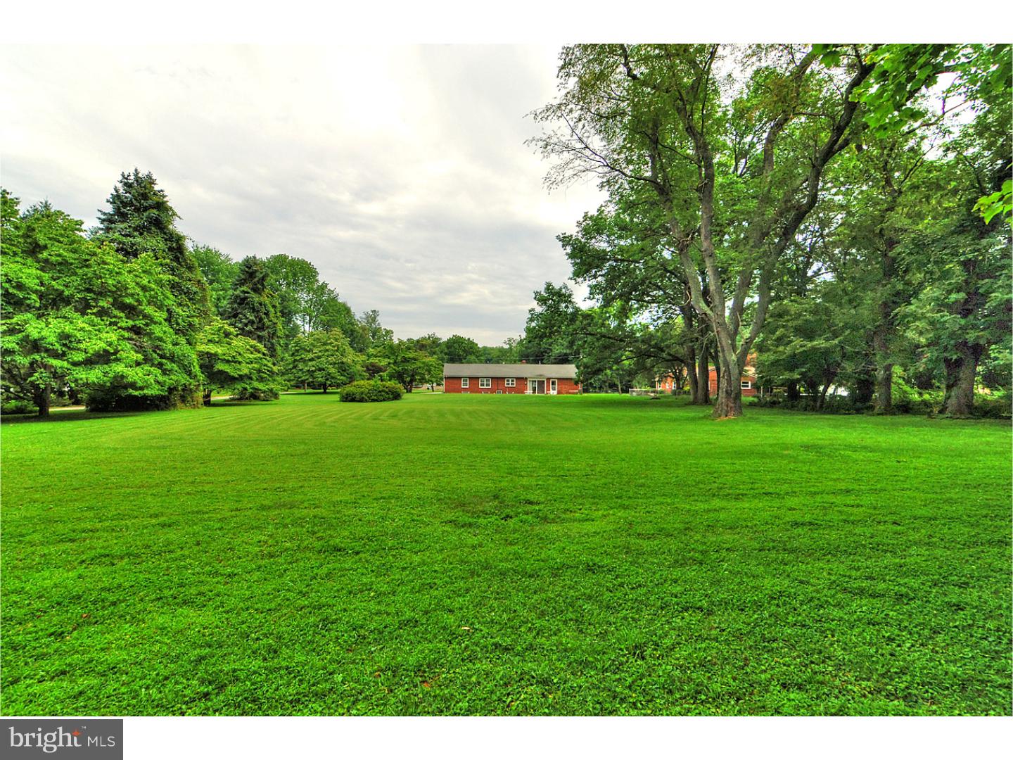 844 Wells Road Phoenixville, PA 19460 - Photo 4 of 18 Gallery Image 4