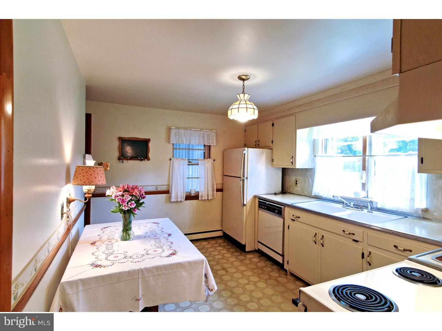 844 Wells Road Phoenixville, PA 19460 - Photo 8 of 18 Gallery Image 8