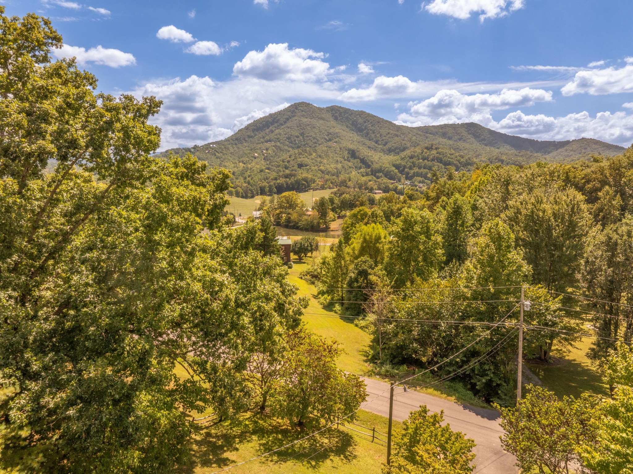 4041 Wears Cove Road Sevierville, TN 37862 - Photo 14 of 50