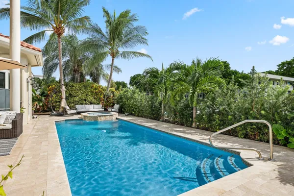 $3,299,900 | 4850 Northeast 29th Avenue, Lighthouse Point, FL 33064