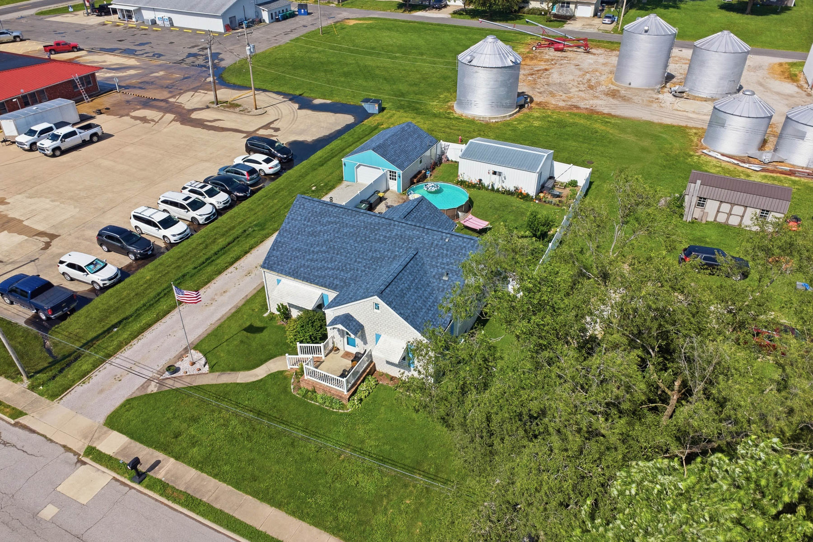 209 South Broadway Hoffman, IL 62250 - Photo 47 of 59