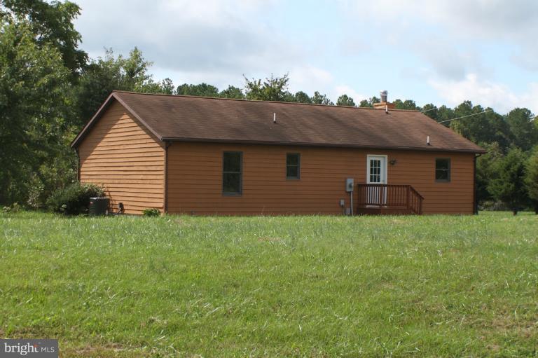 10521 Edenton Road Partlow, VA 22534 - Photo 3 of 17 Exterior (Rear)