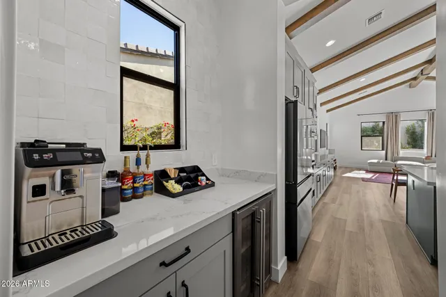 $1,020,000 | 713 East Kachina Trail, Phoenix, AZ 85042