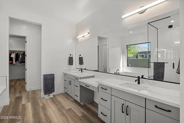 $1,020,000 | 713 East Kachina Trail, Phoenix, AZ 85042