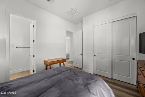 $999,900 | 713 East Kachina Trail, Phoenix, AZ 85042