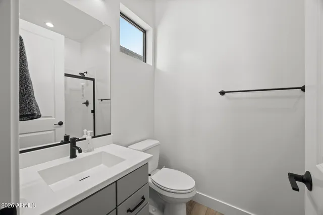 $1,020,000 | 713 East Kachina Trail, Phoenix, AZ 85042