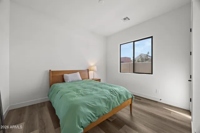 $1,020,000 | 713 East Kachina Trail, Phoenix, AZ 85042