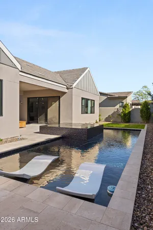 $975,000 | 713 East Kachina Trail, Phoenix, AZ 85042