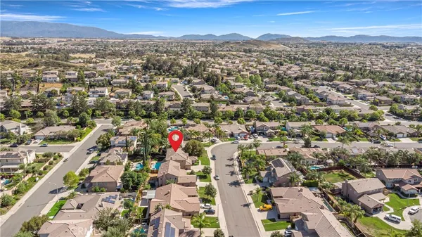 $774,999 | 35306 Azalea Lane, Winchester, CA 92596