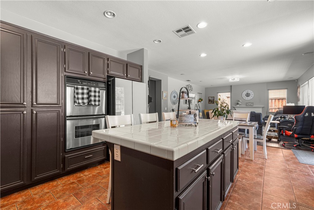 35306 Azalea Lane Winchester, CA 92596 - Photo 7 of 38