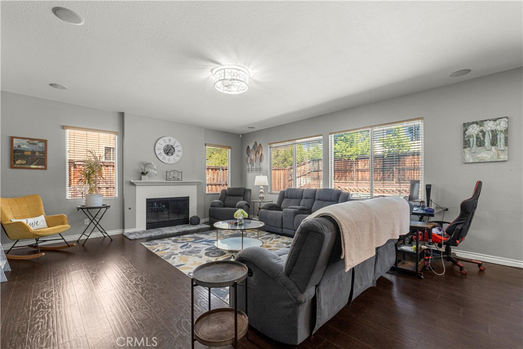 35306 Azalea Lane Winchester, CA 92596 - Photo 10 of 38