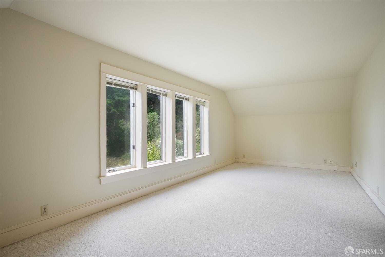 106 Bayview Road Pacifica, CA 94044 - Photo 17 of 41