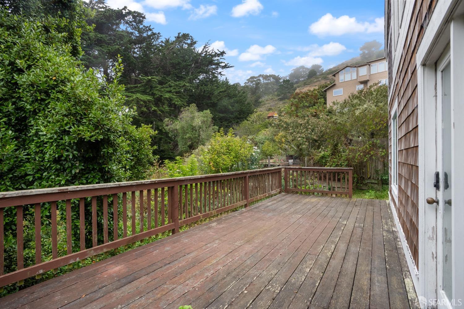 106 Bayview Road Pacifica, CA 94044 - Photo 37 of 41