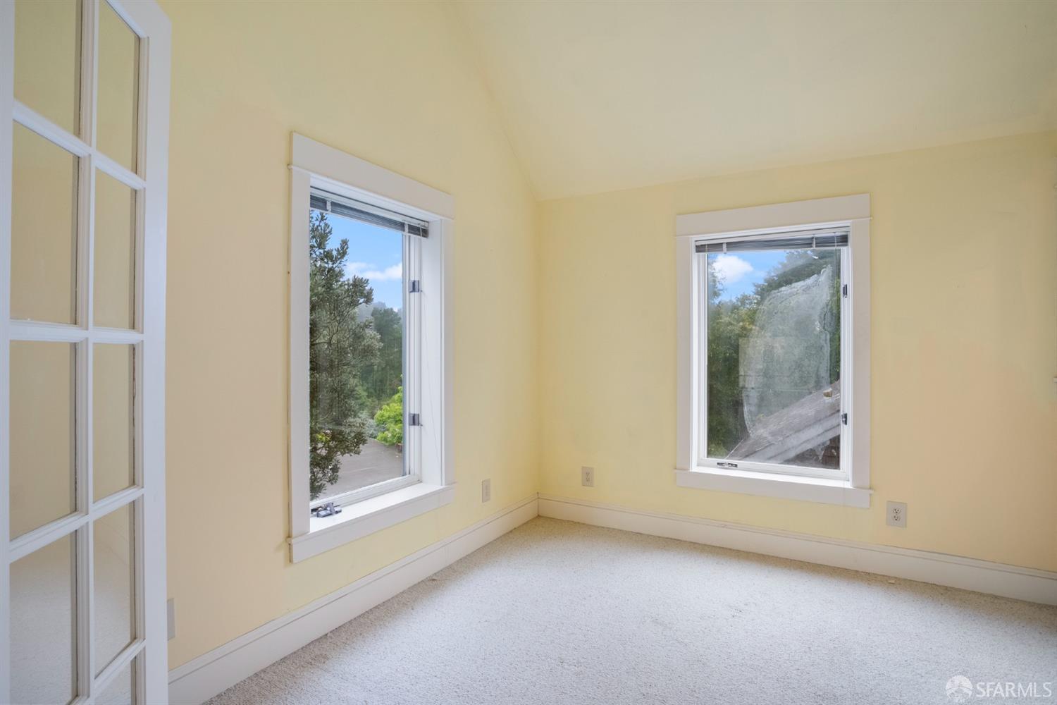 106 Bayview Road Pacifica, CA 94044 - Photo 6 of 41