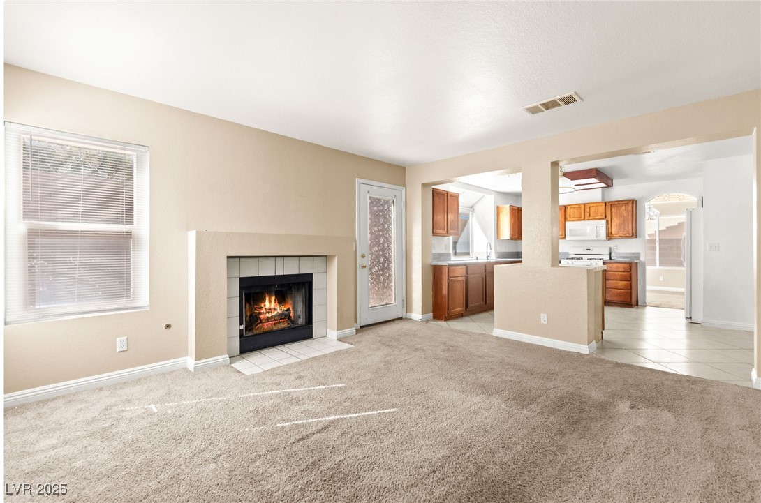 2113 Desert Peak Road Las Vegas, NV 89134 - Photo 11 of 34