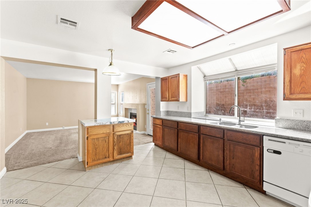 2113 Desert Peak Road Las Vegas, NV 89134 - Photo 14 of 34