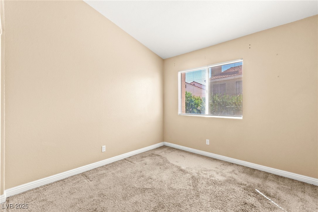 2113 Desert Peak Road Las Vegas, NV 89134 - Photo 27 of 34